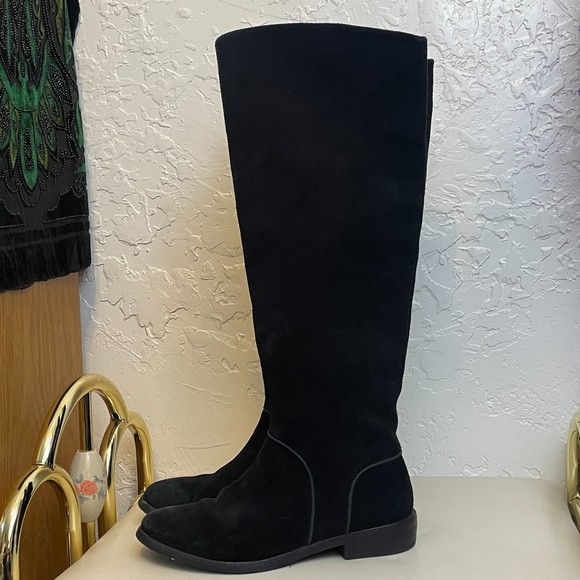 UGG {5} 'Daley Gracen' Black Suede Tall Riding Boots Block Heel - Picture 2 of 9